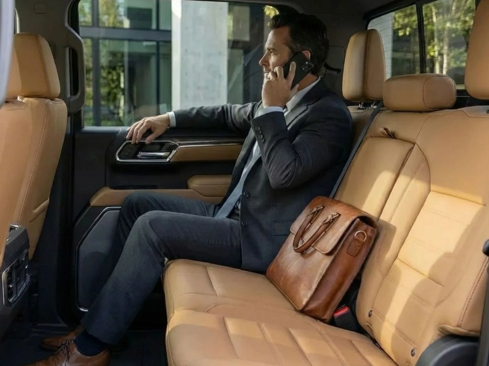 Executive transportation image from the original GJ EV Rides website