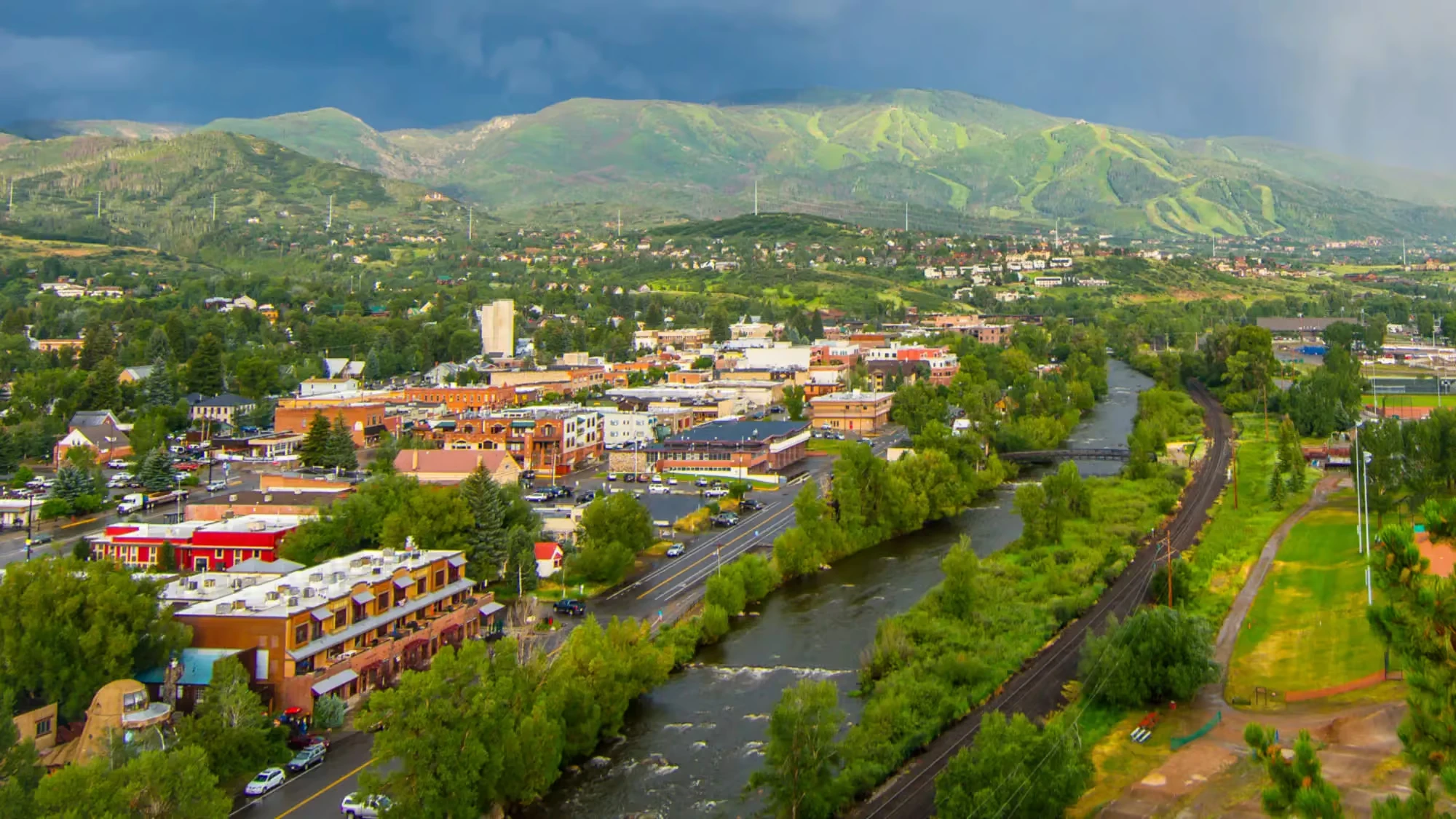 Shuttle to Steamboat Springs