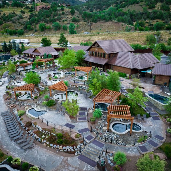 Grand Junction to Glenwood Springs Shuttle