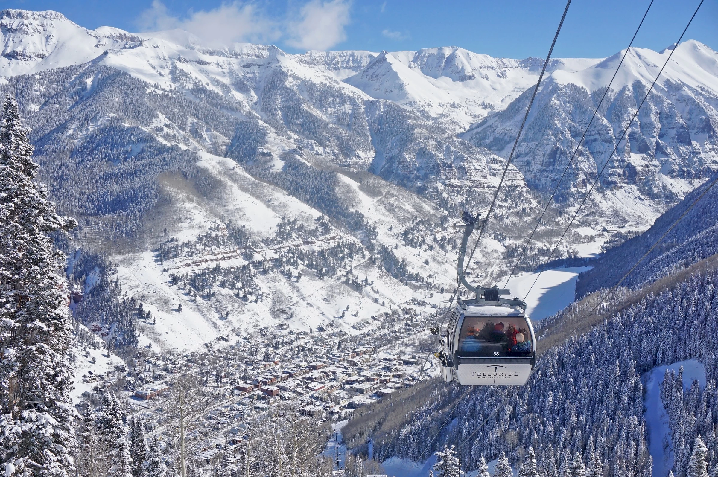 Grand Junction to Telluride Ski Resort Shuttle